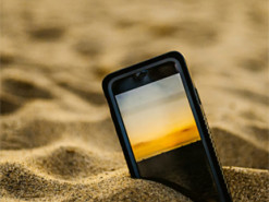 Телефон не для сонця — як спека шкодить акумулятору пристрою