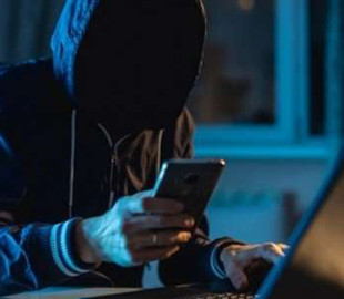 Інтернет-шахрай видурив у чоловіка близько 30 тисяч гривень