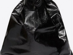 Найдорожчий пакет для сміття в світі. Оригінальна сумка Balenciaga надійшла у продаж