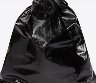 Найдорожчий пакет для сміття в світі. Оригінальна сумка Balenciaga надійшла у продаж