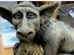 Путін з мертвим снігуром: унікальну марку презентували в Запоріжжі