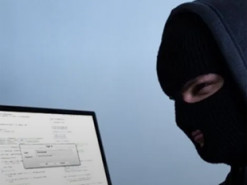 Українцям розповіли, як шахраї виманюють ПІН-коди та дані карток