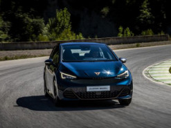 Cupra обратилась к водителям гоночных автомобилей для разработки электрокара