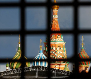 Цифрова завіса та бункерна параноя: чому в РФ глушать інтернет і куди зник Путін