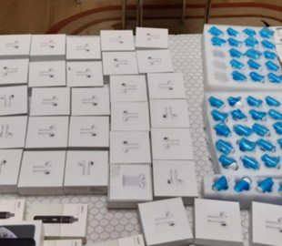 Комп'ютерні шахраї продавали китайську техніку за цінами оригіналів