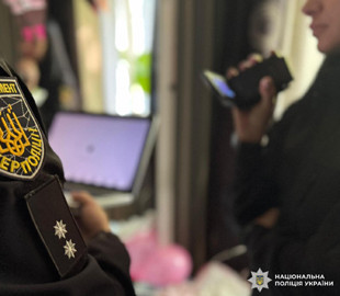 Кіберполіція викрила хакера, який завдав потерпілим мільйонні збитки на майнінгу криптовалюти