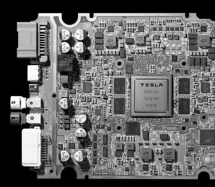 Наличие у Tesla собственных разработок позволит ей сохранять лидерство ещё несколько лет