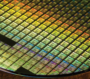 Samsung Electronics вернула звание крупнейшего поставщика чипов