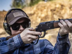 Savage Arms випустила нову рушницю з важільним затвором: що відомо про модель REVEL