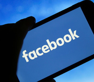 Facebook запросит рекомендации для системы контроля пользователей из «белого списка»
