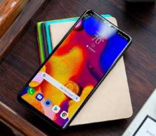 LG представила смартфон V40 ThinQ с пятью камерами