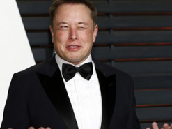 Илон Маск по-русски дал отпор россиянам: "Язык хорошо подвешен"