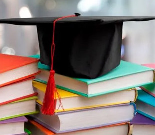 Вступ-2025: абітурієнтів попередили про можливе перевантаження системи при подачі заяв до вишів