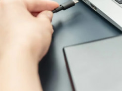 Ціни не впадуть — на скільки в Україні здорожчали повербанки через відключення світла