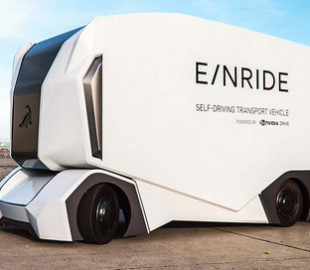 Беспилотные шаттлы Einride начнут перевозить грузы по дорогам США