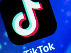 На одній хвилі з учнями. Українські вчителі, які підкорюють тікток