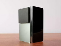 Перший складний смартфон OnePlus Open вперше показали наживо