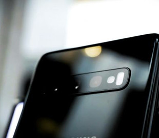 Samsung вводить суворі правила для сторонніх додатків: деталі