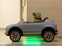 Hyundai показала в действии больничный детский электрокар с ИИ