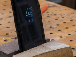 Фотообзор: как сделать красивую зарядную подставку для смартфона