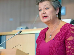 В ЄС назвали категорії росіян, які зможуть отримати візи без обмежень