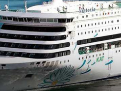 Через нестачу житла: у Шотландії українських біженців поселили на круїзному лайнері