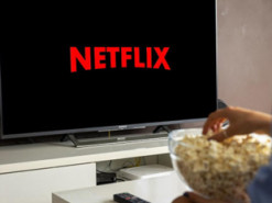Netflix тестирует на телевизорах аналог TikTok с роликами из фильмов и сериалов