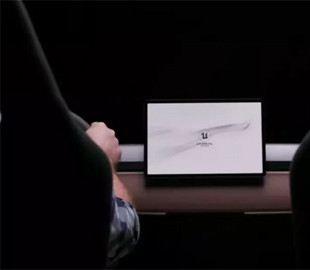 Электрический Hummer первым в мире получит бортовой компьютер на игровом движке