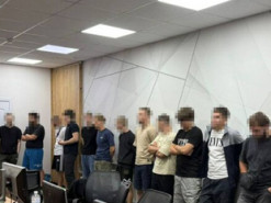 В Україні викрили 31 шахрайський кол-центр