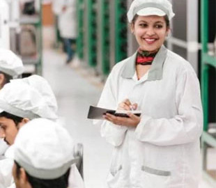 Практично усі смартфони Xiaomi збирають жінки