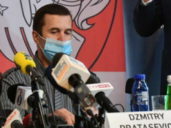 Отец Протасевича считает, что его сына били после задержания