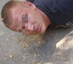 Правоохранители задержали двоих украинцев, которые занимались продажей оружия через Интернет