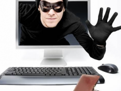 Двоє українців віддали шахраям понад 200 000 гривень, намагаючись заробити в інтернеті