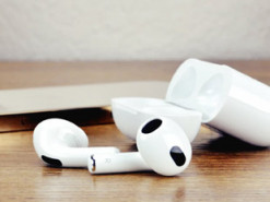 Владельцы AirPods 3 жалуются на шипение в наушниках