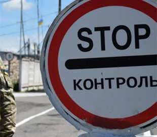 Знадобиться не лише "білий квиток": у ДПСУ пояснили, за ким фінальне рішення про перетин кордону чоловіками