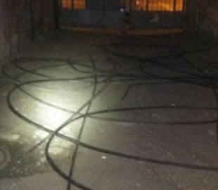 В центре Днепра группа преступников пыталась украсть коммуникационные кабеля