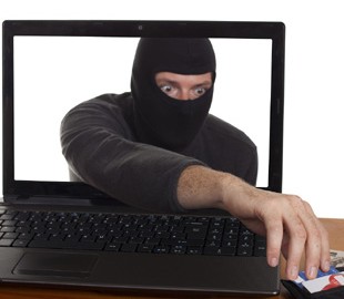 Мужчина «подарил» интернет-мошенникам 27 тысяч гривен