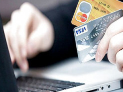 Інтернет-аферисти ошукали двох українок на понад 100 тисяч гривень