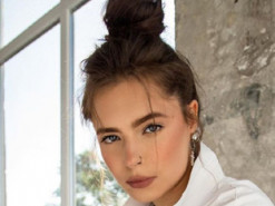 19-річна донька Олени Кравець похизувалася новим татуюванням