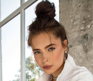 19-річна донька Олени Кравець похизувалася новим татуюванням