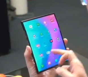 Xiaomi запатентовала складной смартфон с уникальной конструкцией