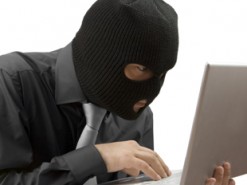 Мошенники используют Facebook и Google для распространения вредоносного ПО