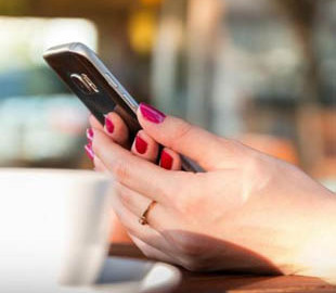 На Рівненщині викрили фанатку кремля, яка зливала дані про переміщення військової техніки ЗСУ