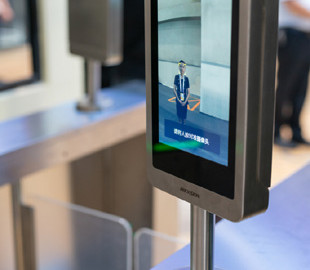 В Китае технология распознавания лиц обеспечит бесплатный проезд в метро