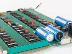 Очень редкий компьютер Apple продали с молотка за полмиллиона долларов