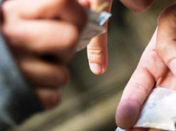 У Києві накрили подружжя, яке займалося збутом наркотиків у Telegram-каналах