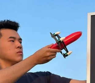 Китайський безпілотник розвинув шалену швидкість і "налітав" на Книгу рекордів Гіннесса