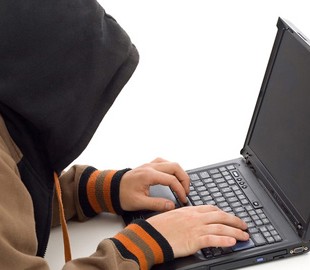 Пятьдесят украинцев ежедневно попадаются на крючки интернет-мошенников