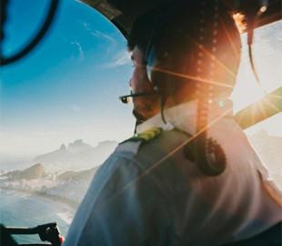 Куди діваються відходи з літака: експерт розвінчав популярний міф