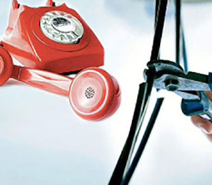 Суд приговорил украинца к общественным работам за кражу телефонного кабеля